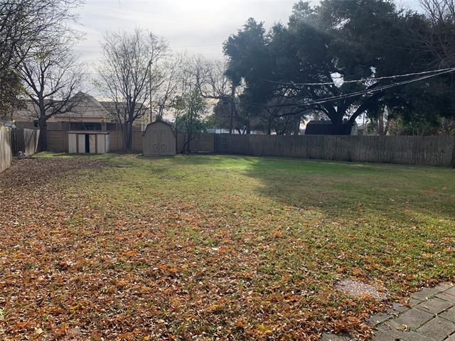 Building Photo - 4112 Daley Ave