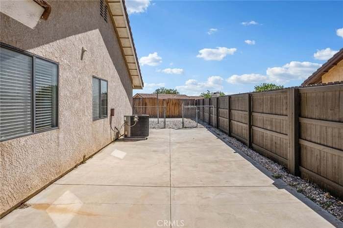 Building Photo - 8643 Panorama Ln