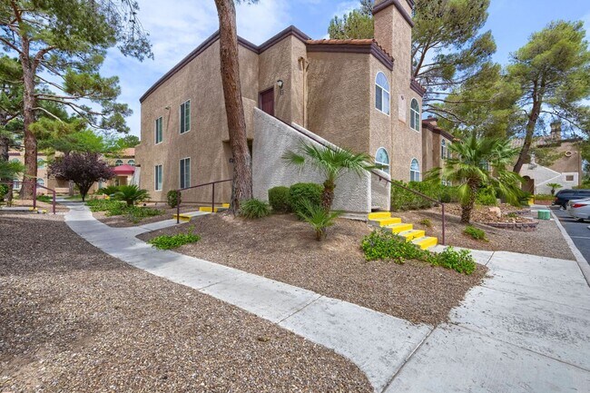 Building Photo - 9325 W Desert Inn Rd