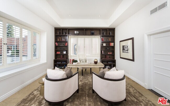 Building Photo - 10108 Empyrean Way