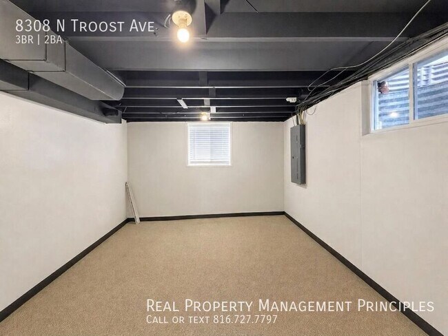 Building Photo - 8308 N Troost Ave