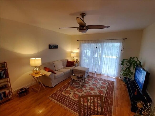 Primary Photo - 2190 NE 68th St