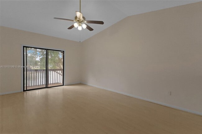 Building Photo - 4165 SW 85th Ave