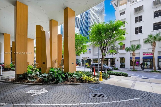 Building Photo - 55 SW 9th St