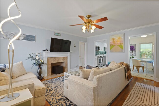 Building Photo - Charming Ardsley Park Bungalow Fully Furni...