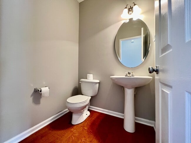 Building Photo - 10311 Dominion Village Dr