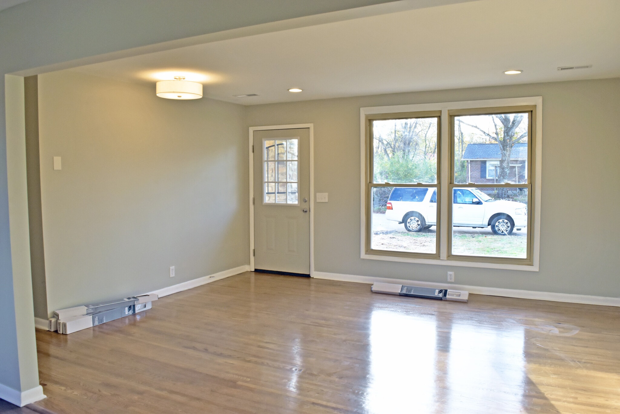 Building Photo - 4020 Ames Dr