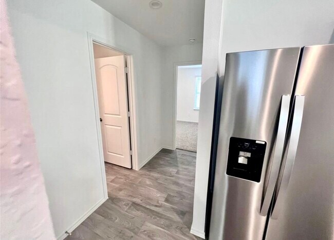 Building Photo - 14220 Fern Meadows Dr