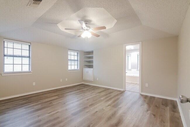 Building Photo - 436 Northwood Trail