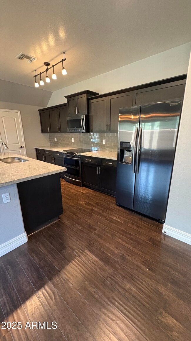 Building Photo - 11460 W St John Rd