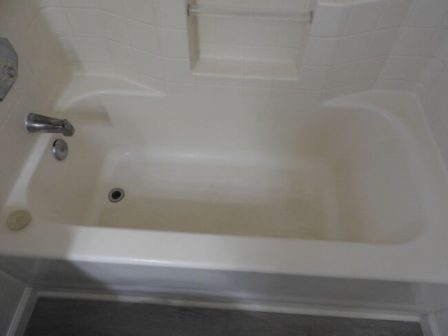 Building Photo - Three bedroom home