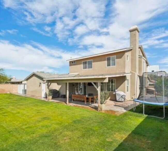 Building Photo - 80549 Tinsley Ave