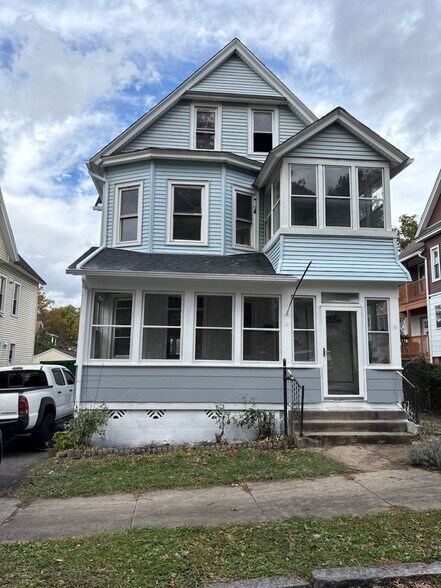Building Photo - 72 Palmer Ave