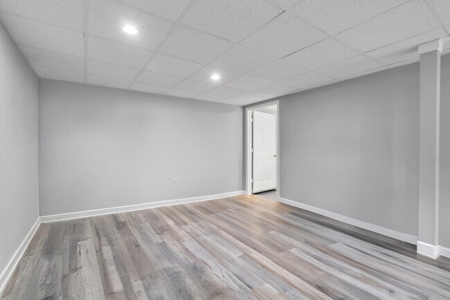 Building Photo - 261 Audrea Ln