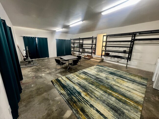 Building Photo - Charming 3-Bedroom Home for Rent in Landers, CA w SPA