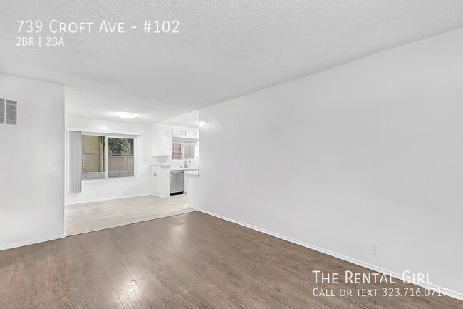 Building Photo - Spacious Poolside Retreat – A WeHo 2BR/ 2B...