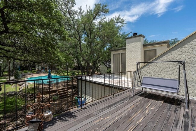 Building Photo - 13 Casa Verde St