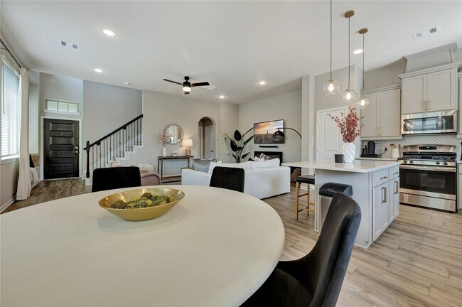 Building Photo - 2531 Bordelon Ln