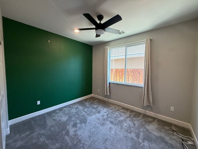 Building Photo - 2925 Walker Way