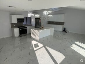Building Photo - 8109 Hook Cir