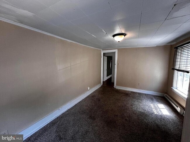 Building Photo - 308 S Raleigh St