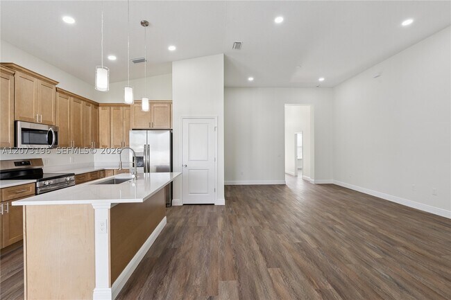 Building Photo - 1296 Moselle Ave