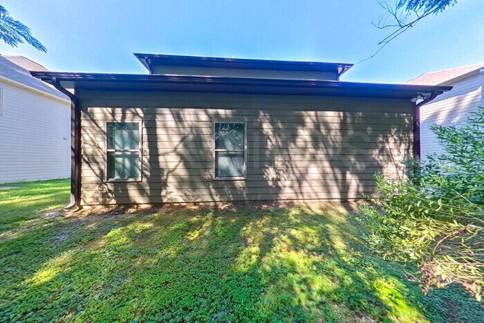 Building Photo - 11431 Crimson Ridge Rd