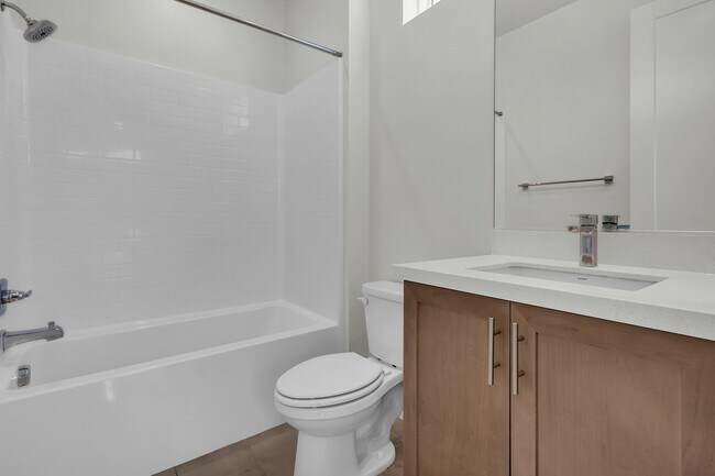 Building Photo - 347 Novel