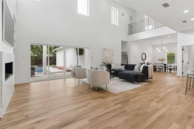 Building Photo - 6452 Lavendale Ave