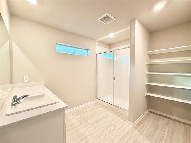 Building Photo - 8420 Hollymead Ln