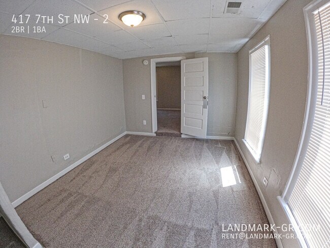 Building Photo - 417 7th St NW