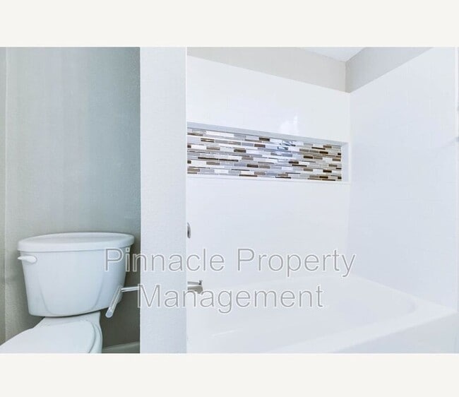 Building Photo - 1902 Coleman St