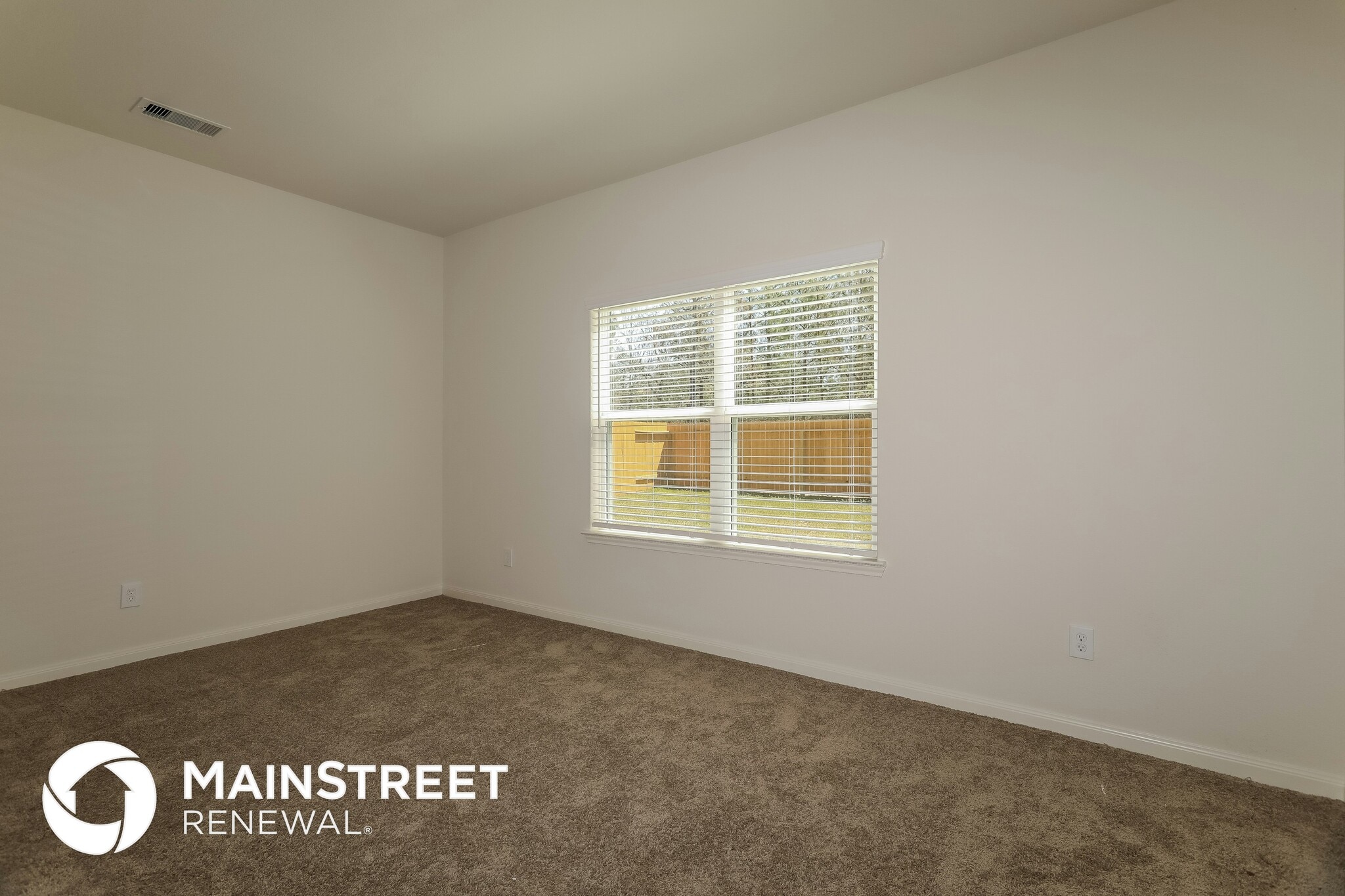 Building Photo - 26805 Steinbeck Dr
