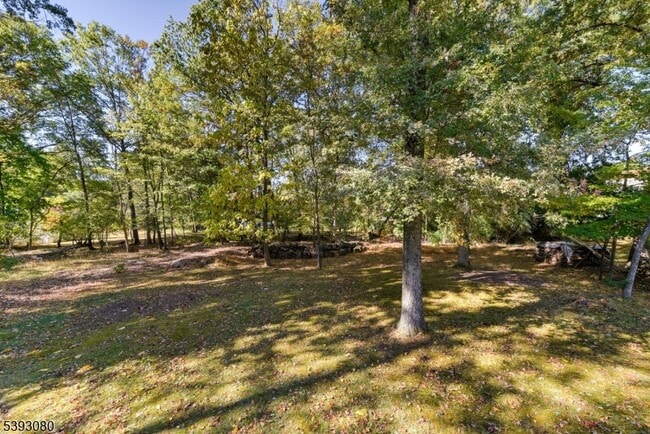 Building Photo - 109 Edgewood Dr