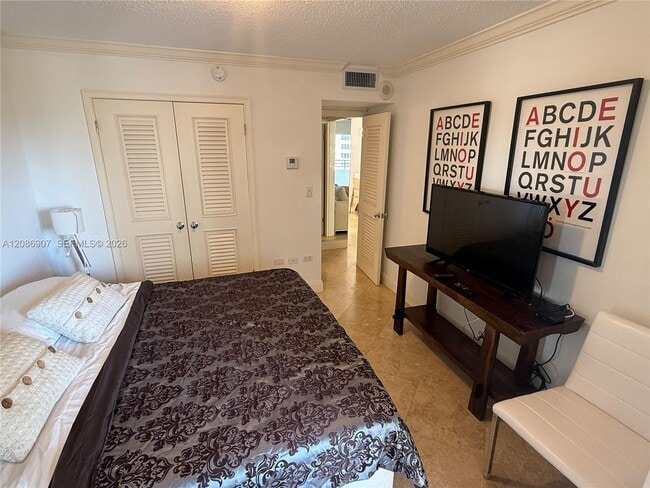 Building Photo - 5555 Collins Ave