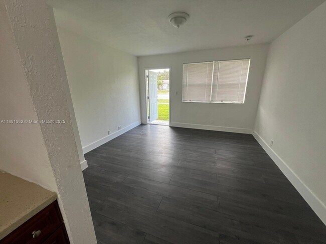 Building Photo - 3251 SW 56th Ave