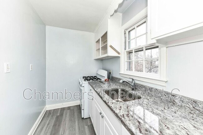 Building Photo - 6903 Kincaid Ave