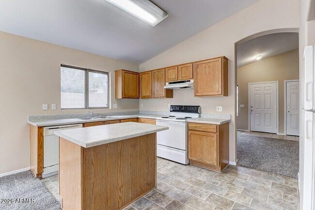 Building Photo - 14916 W Acapulco Ln