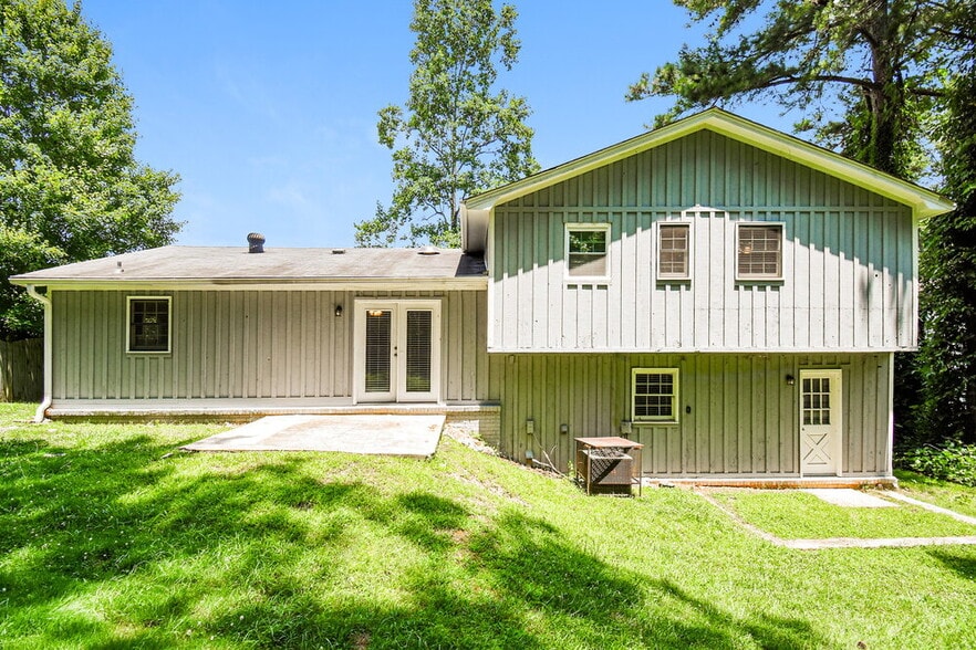 Building Photo - 1622 Blackwell Rd