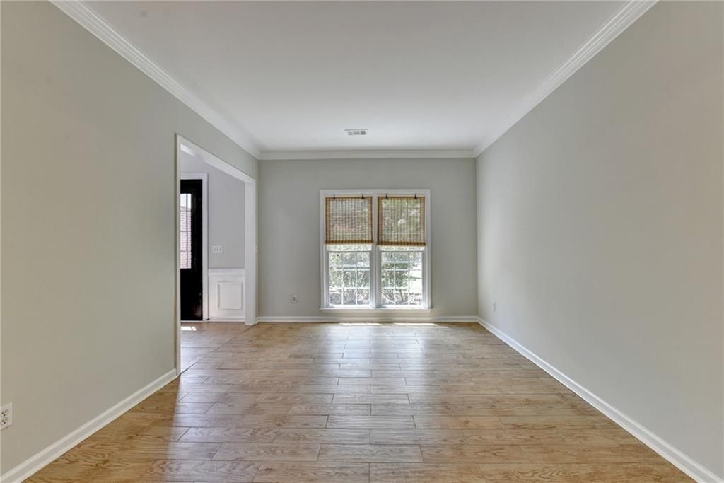 Building Photo - 2835 Crestmont Ct