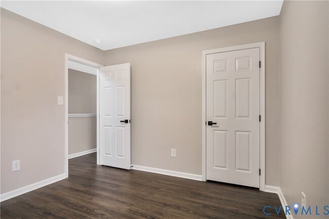Building Photo - 10868 White Dogwood Dr