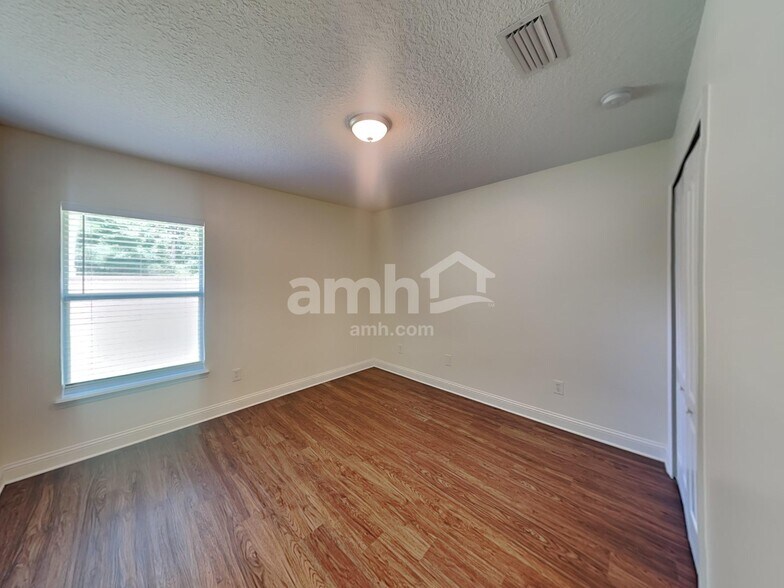 Building Photo - 502 Chinkapin Ct