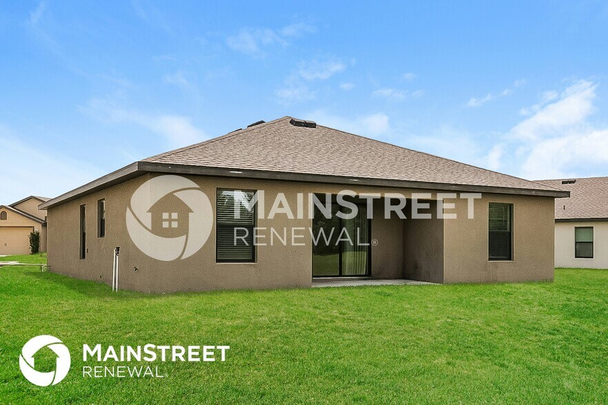 Building Photo - 1499 Swan Lake Cir