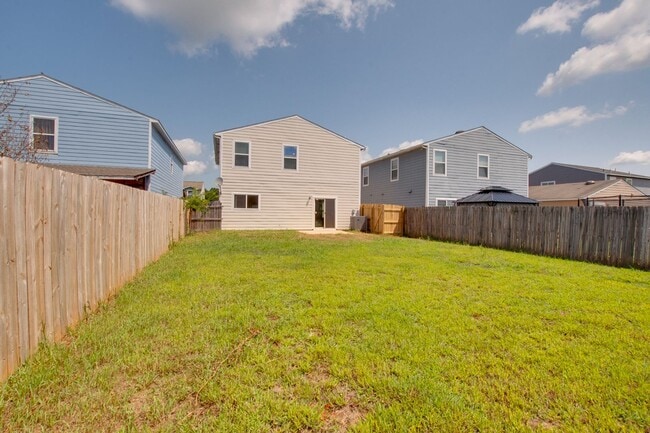 Building Photo - 128 Farmington Dr