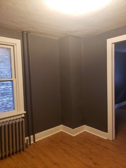 First Floor Middle Room / Bedroom - 232 N Shippen St