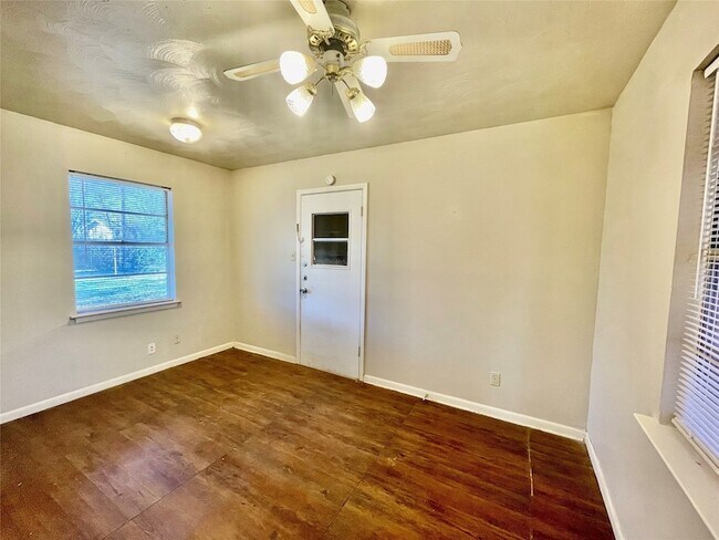 Building Photo - 3809 Titan Trail