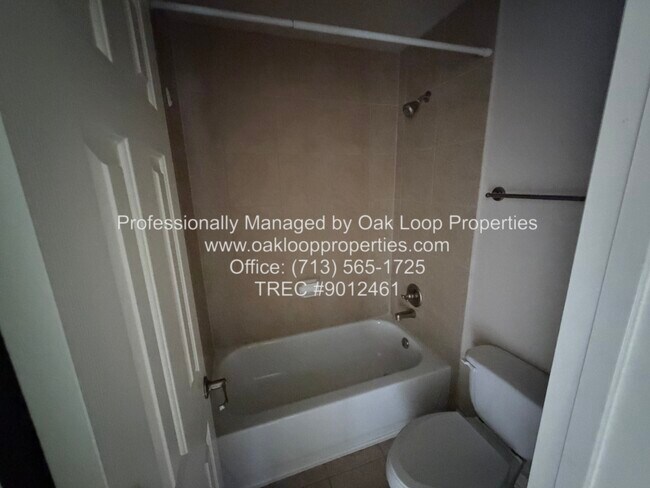 Building Photo - 2403 Galleon Point Ct