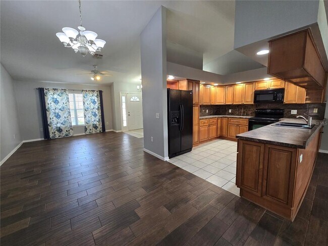 Building Photo - 3901 Laurel Branch Ct