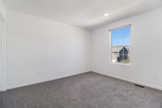 Building Photo - 2675 Ironton Dr