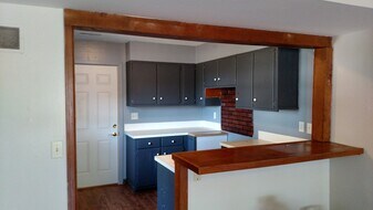 Building Photo - 407 N Marshall St